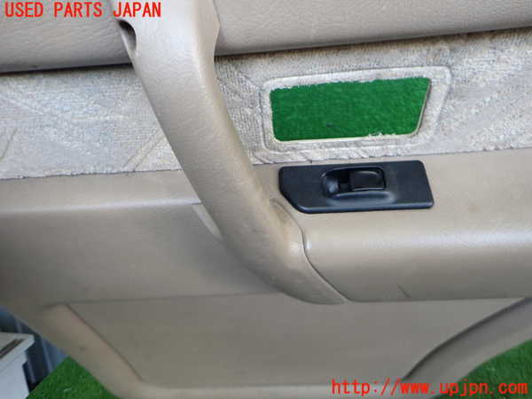 2UPJ-9236551294]ビッグホーン(UBS73GW)右後ドア内張り 中古_4