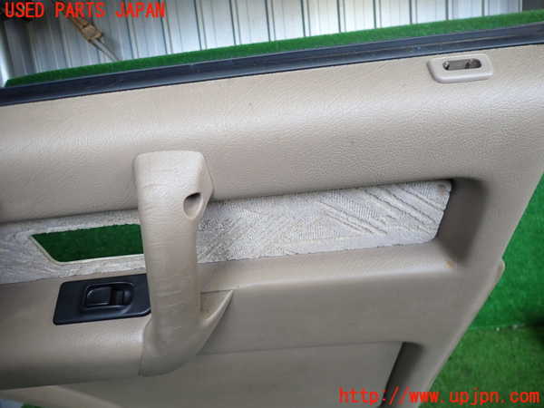 2UPJ-9236551324]ビッグホーン(UBS73GW)左後ドア内張り 中古_2