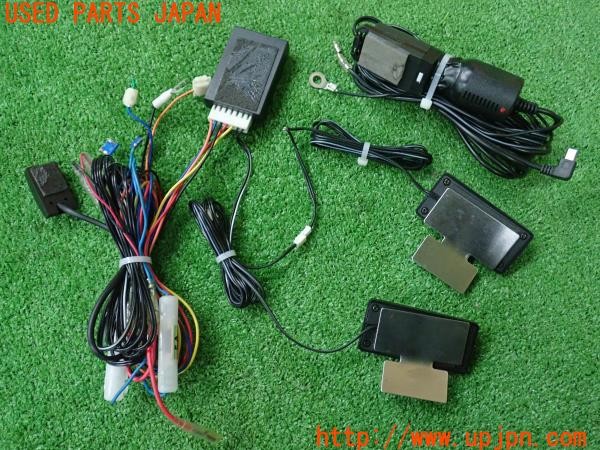 3UPJ=9236560512]アバルト 124スパイダー(NF2EK)amon エーモン フットライト フロアライト 足元灯 LED 白色 中古_2