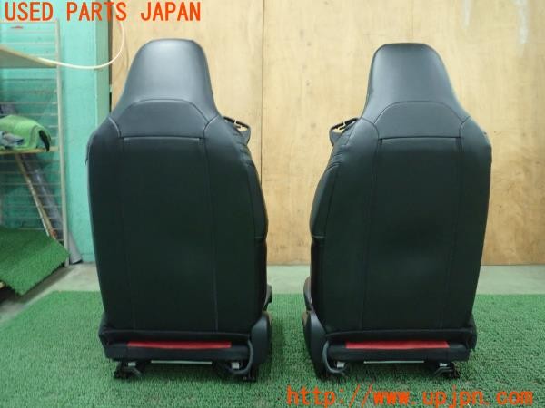3UPJ=9236560609]アバルト 124スパイダー(NF2EK)純正 シートセット BOSEヘッドレストスピーカー内臓 運転席 助手席 中古_2