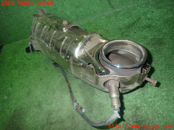 1UPJ-9236562041]アバルト・124スパイダー(NF2EK)エキマニ1 触媒 マニバーター 中古_2