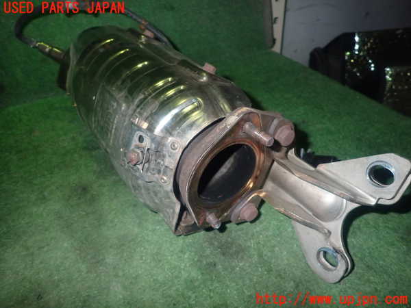 1UPJ-9236562041]アバルト・124スパイダー(NF2EK)エキマニ1 触媒 マニバーター 中古_3