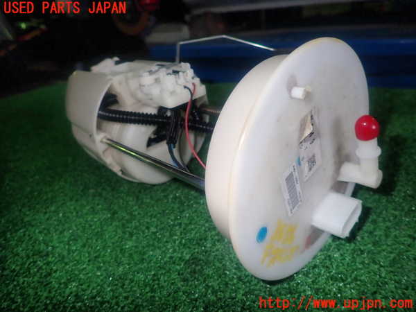 1UPJ-9236562510]アバルト・124スパイダー(NF2EK)燃料ポンプ 中古_3