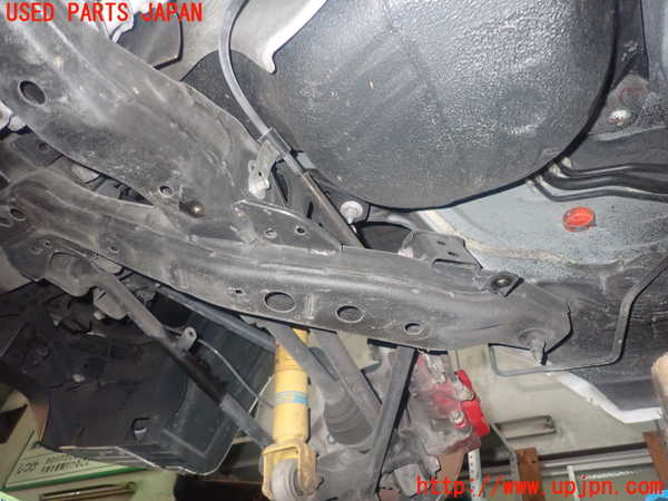 1UPJ-9236565295]アバルト・124スパイダー(NF2EK)リアメンバー 中古_3