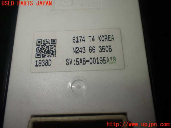 1UPJ-9236566240]アバルト・124スパイダー(NF2EK)右パワーウィンドウスイッチ 中古_4