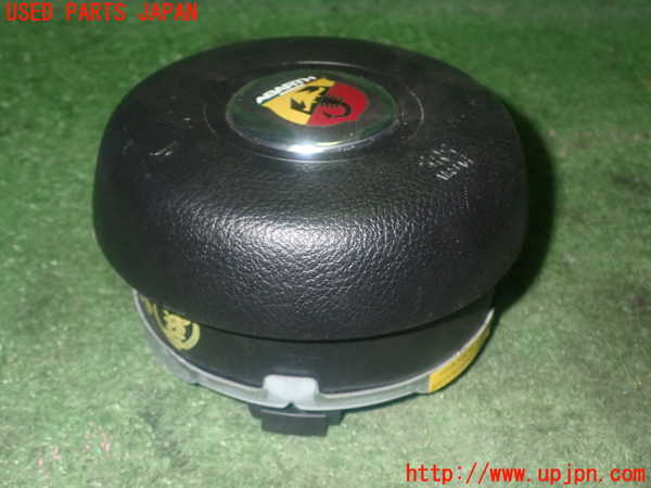 1UPJ-9236567865]アバルト・124スパイダー(NF2EK)運転席側エアバッグカバー 中古_2