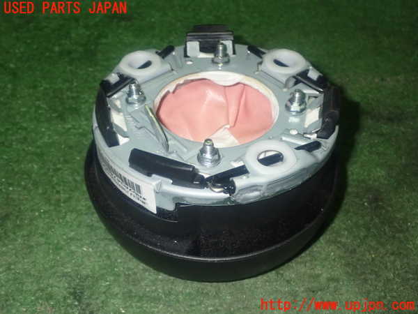 1UPJ-9236567865]アバルト・124スパイダー(NF2EK)運転席側エアバッグカバー 中古_3