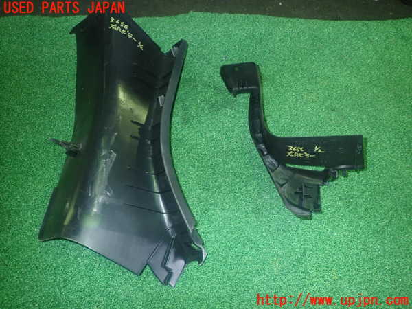 1UPJ-9236567675]アバルト・124スパイダー(NF2EK)右リアピラートリム 中古_2