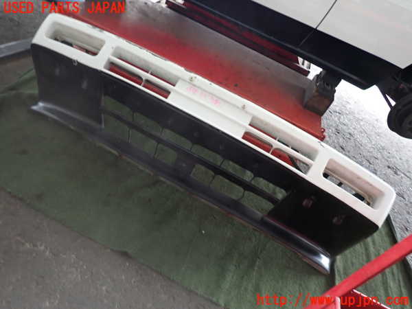 2UPJ-9236571010]アルシオーネ(AX7)フロントバンパー 中古_4