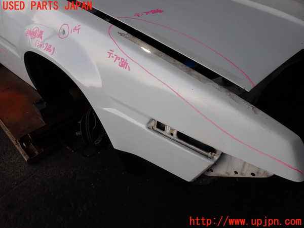 2UPJ-9236571080]アルシオーネ(AX7)右前フェンダー (ジャンク品) 中古_2