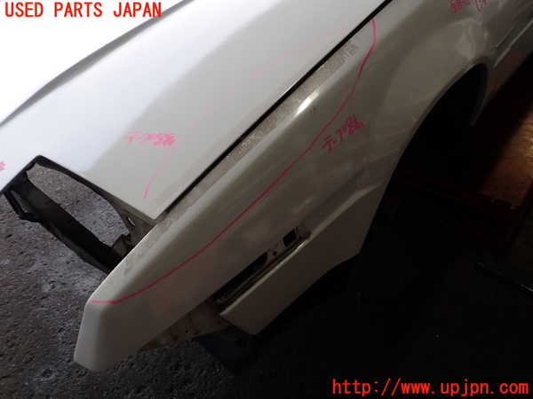 2UPJ-9236571082]アルシオーネ(AX7)左前フェンダー (ジャンク品) 中古_2