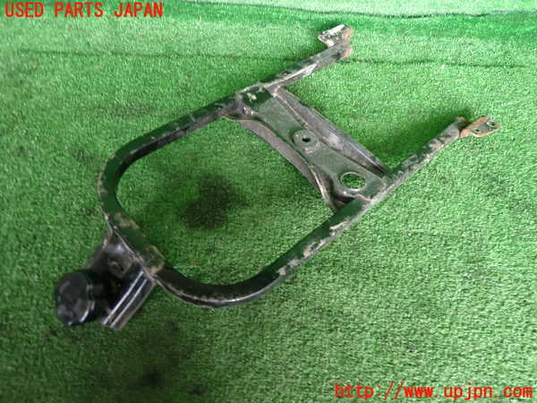 2UPJ-9236571700]アルシオーネ(AX7)スペアタイヤキャリア 中古_2