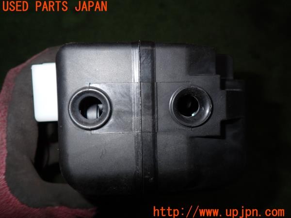3UPJ=9236580580]ベンツ S400h エクスクルーシブ AMGライン(222057 W222)純正 A0008007148 シートバキュームポンプ 中古_3