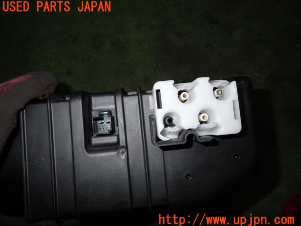3UPJ=9236580580]ベンツ S400h エクスクルーシブ AMGライン(222057 W222)純正 A0008007148 シートバキュームポンプ 中古_4
