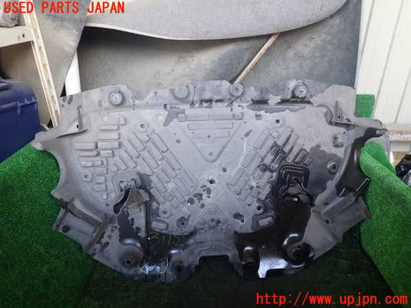 1UPJ-9236582170]ベンツ S400 h(ハイブリッド)(222057)エンジンアンダーカバー 中古_2