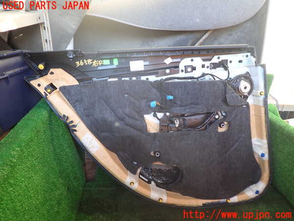 1UPJ-9236581294]ベンツ S400 h(ハイブリッド)(222057)右後ドア内張り 中古_4