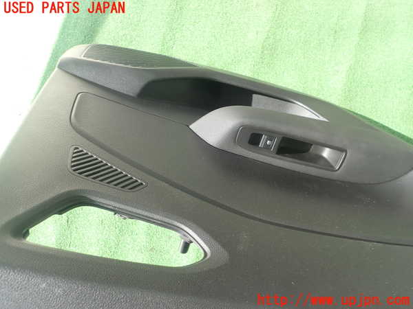1UPJ-9236591324]ルノー・ルーテシア(クリオ)(BJAH5H)左後ドア内張り 中古_2