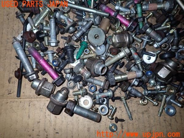 3UPJ=9236600720]ジャガー XK XKR4.2(J413A X100)ネジ・ナット・ステー類 セット ジャンク_4
