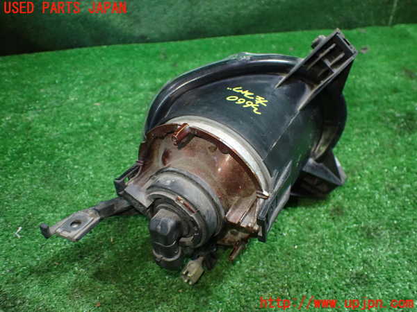 1UPJ-9236601182]ジャガー・XKシリーズ(J413A)左フォグ 中古_2