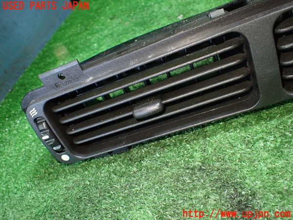 1UPJ-9236607528]ジャガー・XKシリーズ(J413A)エアコン吹き出し口3 (真中) 中古_4