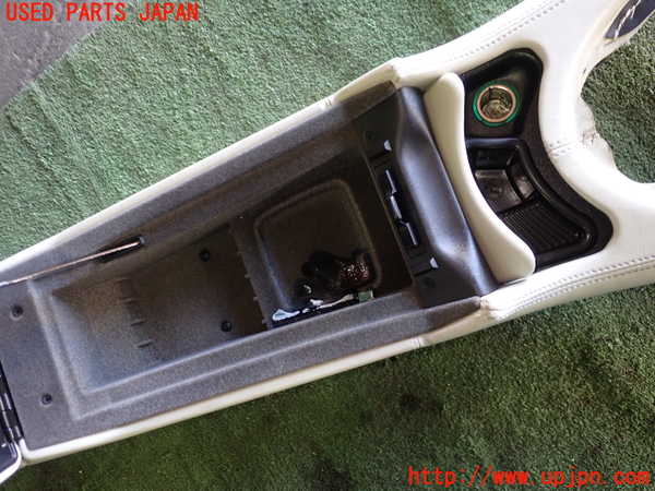 1UPJ-9236607540]ジャガー・XKシリーズ(J413A)センターコンソール 中古_4