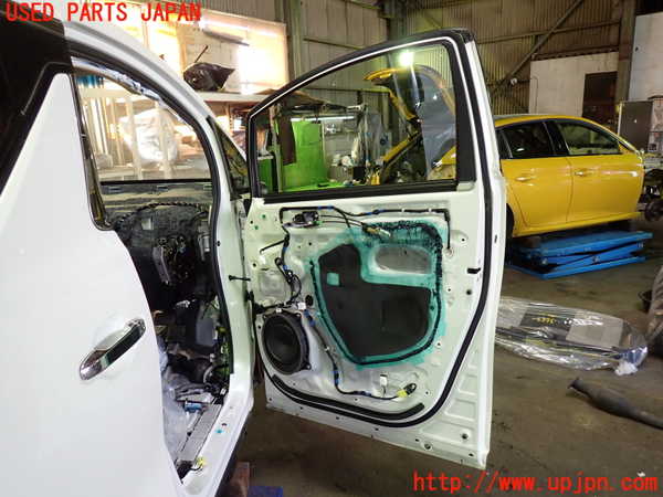 1UPJ-9236611230]アルファード(AGH30W)右前ドア 中古(43R-00012 M508)_5