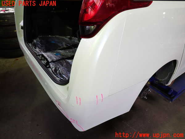 1UPJ-9236611610]アルファード(AGH30W)リアバンパー 中古_2