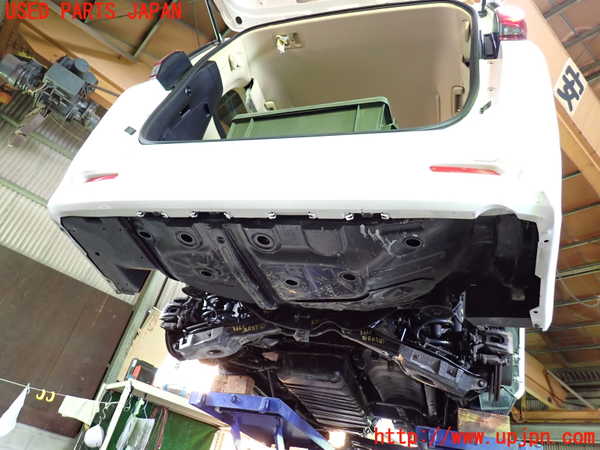 1UPJ-9236611610]アルファード(AGH30W)リアバンパー 中古_4