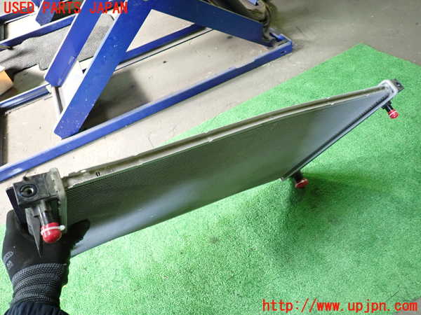 1UPJ-9236612321]アルファード(AGH30W)ラジエーター1 中古_3