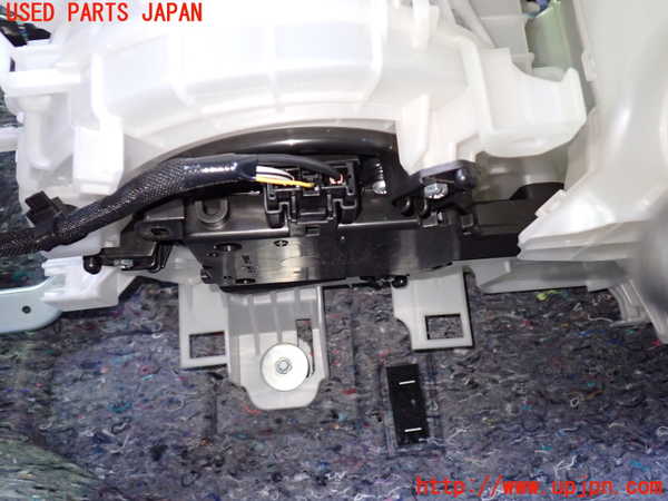 1UPJ-9236616095]アルファード(AGH30W)ブロアファン(ブロアーファン) 中古_2