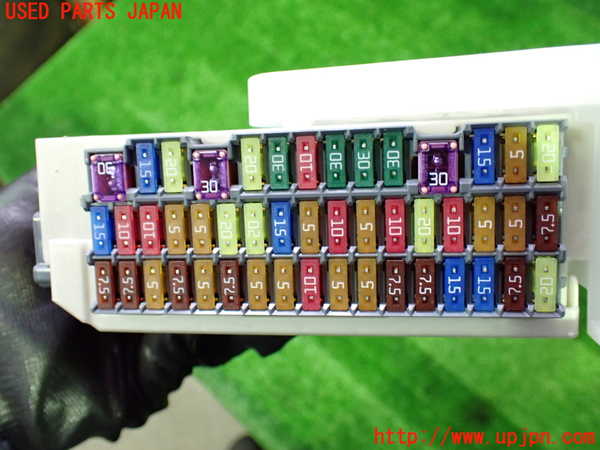 1UPJ-9236616741]アルファード(AGH30W)ヒューズボックス1 中古_3