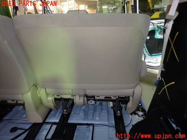 1UPJ-9236617145]アルファード(AGH30W)右2列目シート 中古_5