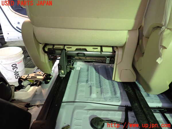 1UPJ-9236617175]アルファード(AGH30W)左2列目シート 中古_5