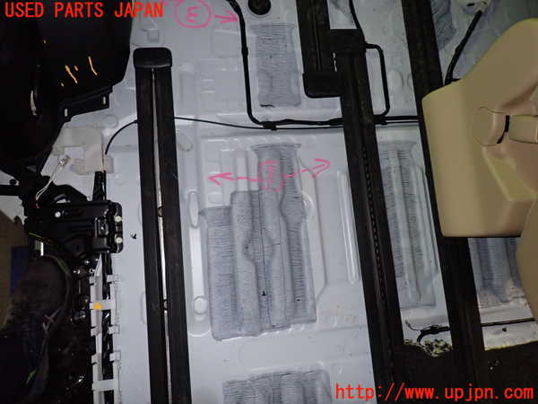 1UPJ-9236617496]アルファード(AGH30W)シートレール1 (2列目右)  中古_2