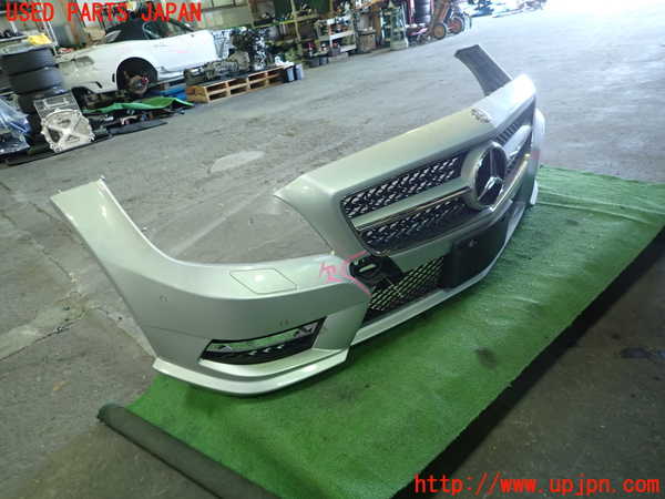1UPJ-9236621010]ベンツ CLS350 C218(218359)フロントバンパー 中古_3