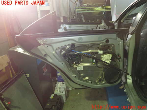 1UPJ-9236621320]ベンツ CLS350 C218(218359)左後ドア 中古 SAINT-GOBAIN SEKURIT M25100 43R-001026_4