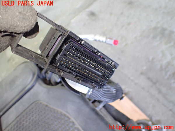 1UPJ-9236622010]ベンツ CLS350 C218(218359)エンジン 276 中古_4