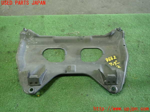 1UPJ-9236621722]ベンツ CLS350 C218(218359)アンダーカバー2 中古_2