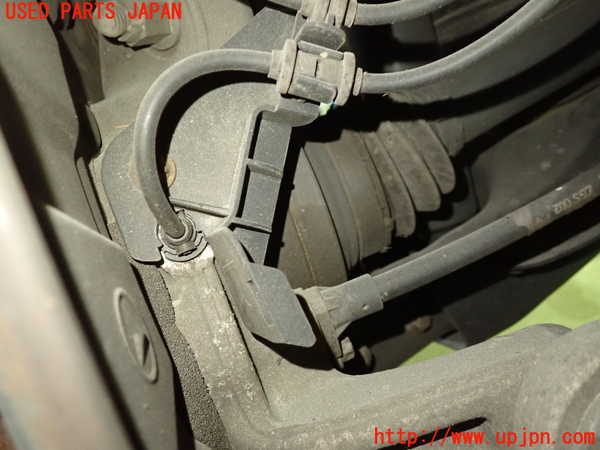 1UPJ-9236624300]ベンツ CLS350 C218(218359)右リアナックルハブ 中古_2