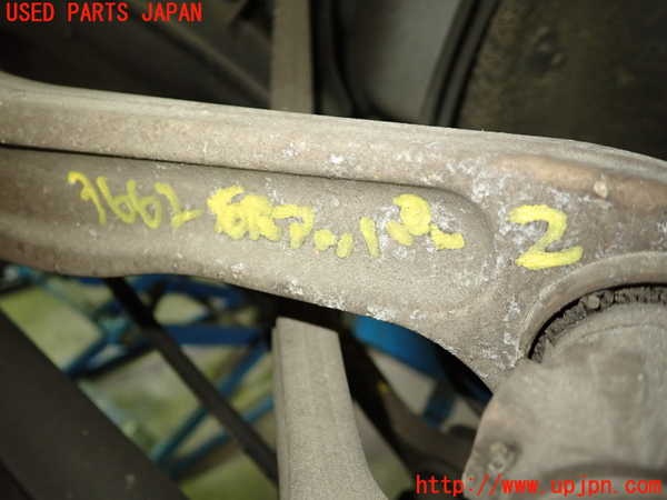 1UPJ-9236625147]ベンツ CLS350 C218(218359)右リアアッパーアーム2 中古_2