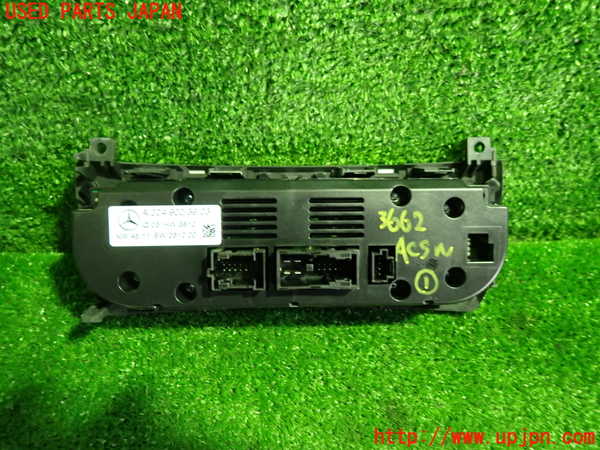 1UPJ-9236626066]ベンツ CLS350 C218(218359)エアコンスイッチ1 中古_3