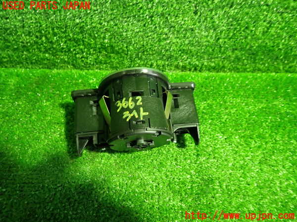 1UPJ-9236626285]ベンツ CLS350 C218(218359)ライトスイッチ 中古_3