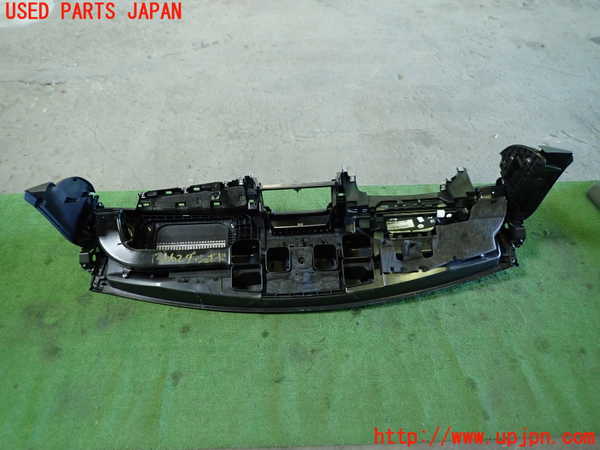 1UPJ-9236627505]ベンツ CLS350 C218(218359)ダッシュボード 中古_3