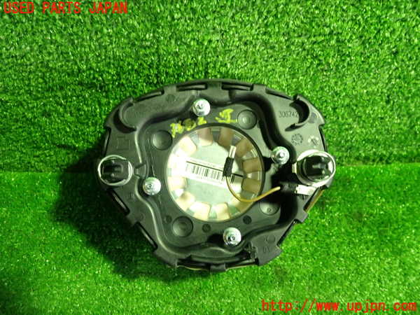 1UPJ-9236627865]ベンツ CLS350 C218(218359)運転席側エアバッグカバー 中古_3