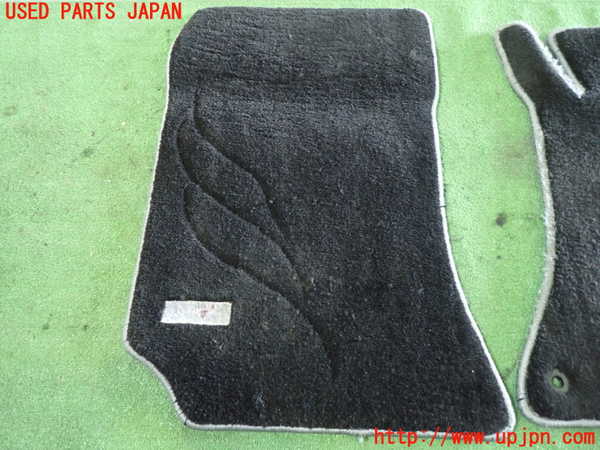 1UPJ-9236627800]ベンツ CLS350 C218(218359)フロアマット 中古_3