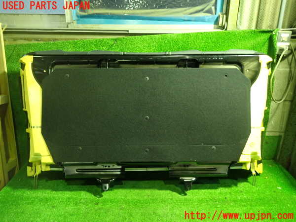 1UPJ-9236627385]ベンツ CLS350 C218(218359)リアシート 中古_5