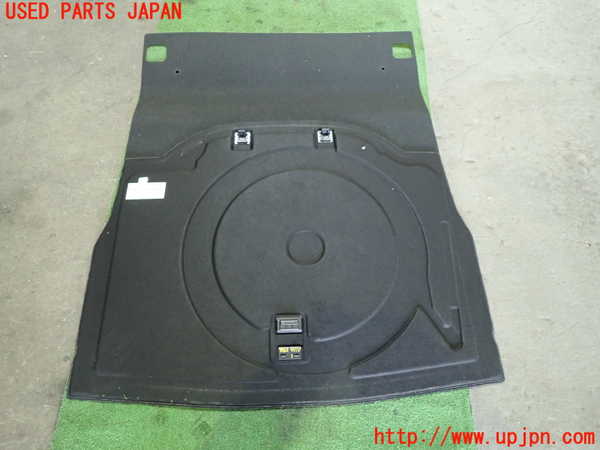 1UPJ-9236627771]ベンツ CLS350 C218(218359)ラゲッジトレイ1 中古_4