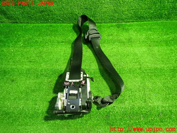 1UPJ-9236627045]ベンツ CLS350 C218(218359)運転席シートベルト 中古_3