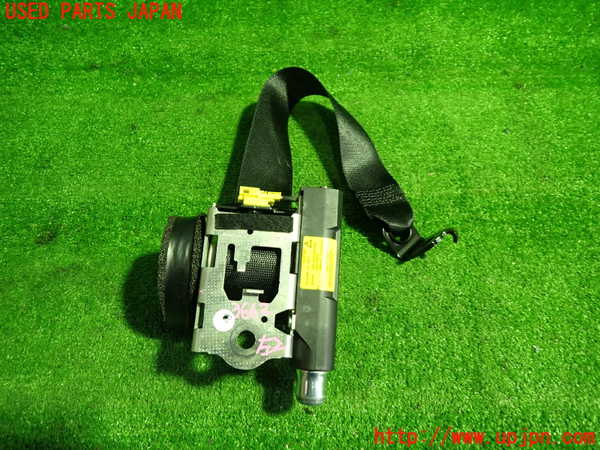 1UPJ-9236627185]ベンツ CLS350 C218(218359)左2列目シートベルト 中古_2