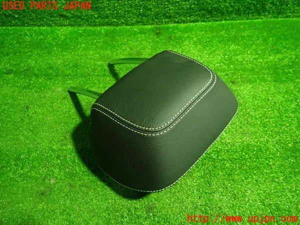 1UPJ-9236627180]ベンツ CLS350 C218(218359)左2列目ヘッドレスト 中古_2